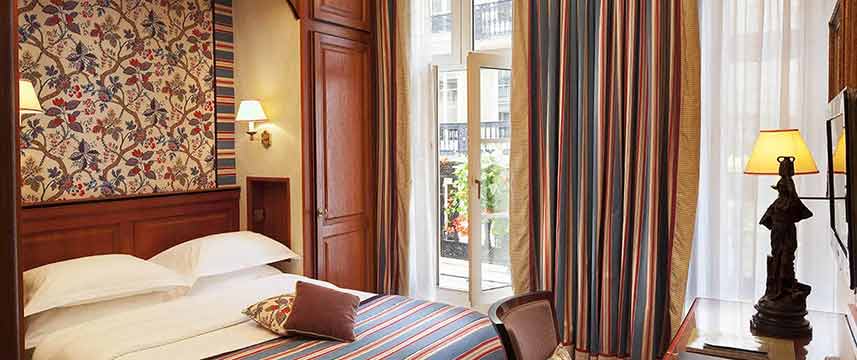 L` Horset Opera Guest Room